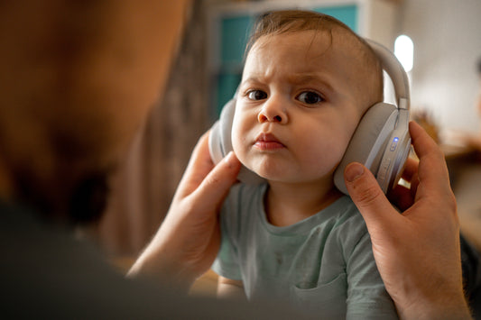 Casques Bluetooth et enfants : quels risques ? Pourquoi Fabli a fait un autre choix - Fabli